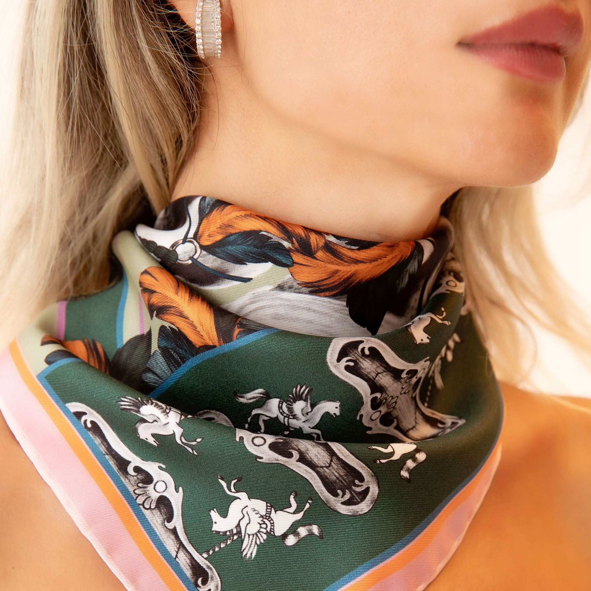 Free Spirit / Vahşi Atlar & Kelebekler Mint İpek Twill 53 cm Bandana Fular