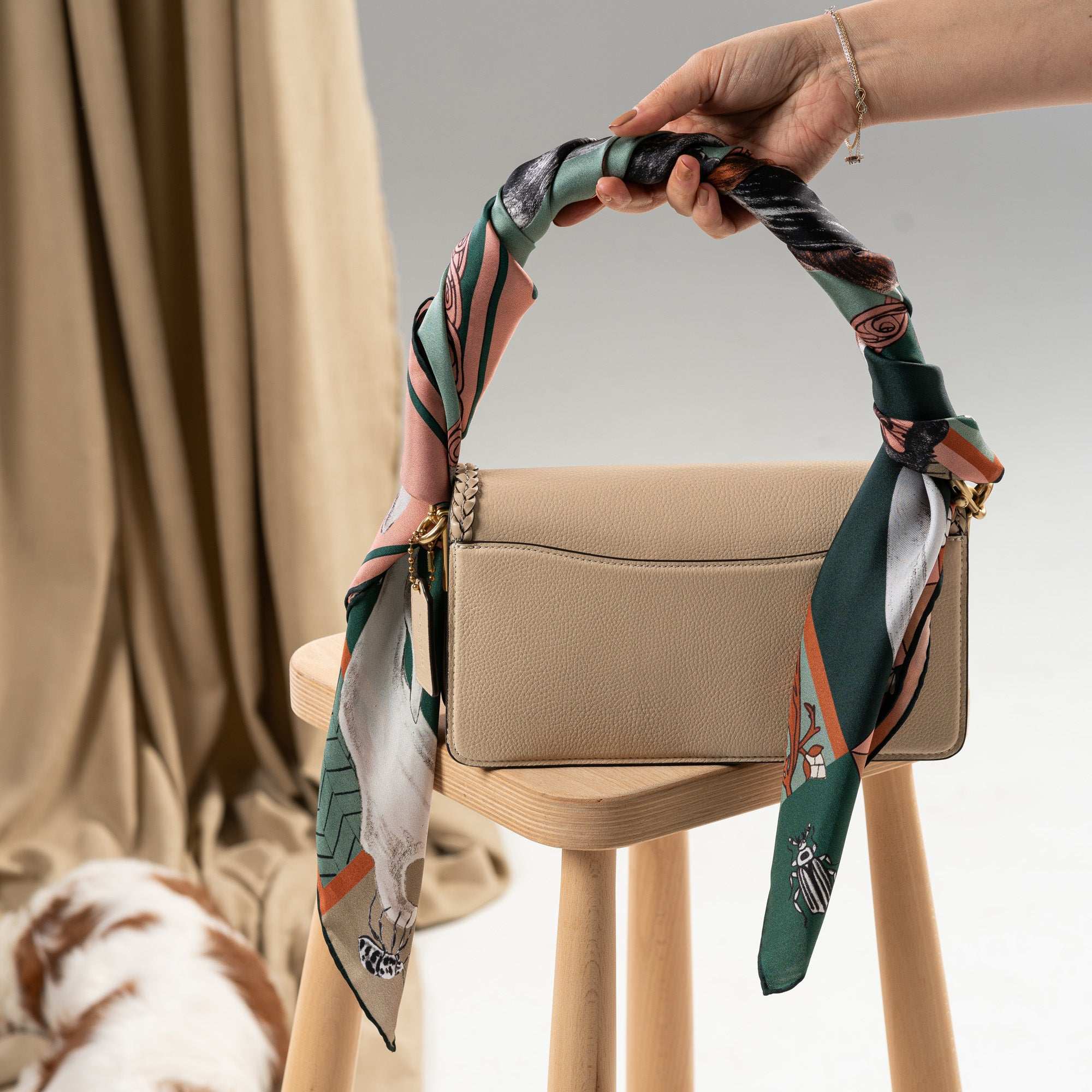 Seer / Geyik & Karga Orman Yeşili İpek Twill 90 Cm Eşarp