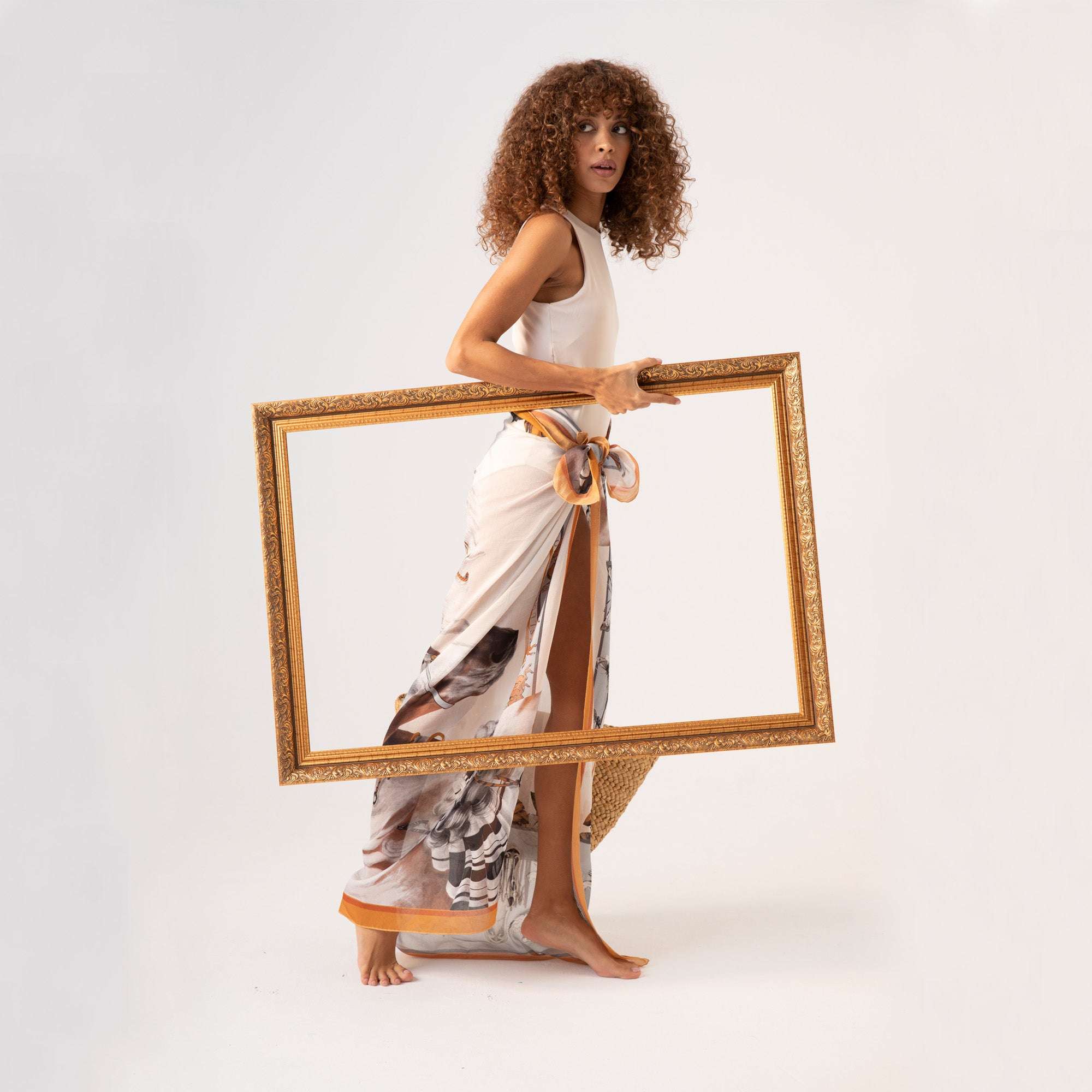 Free Spirit / Vahşi Atlar & Kelebekler Krem İpek Koton 135 cm Şal