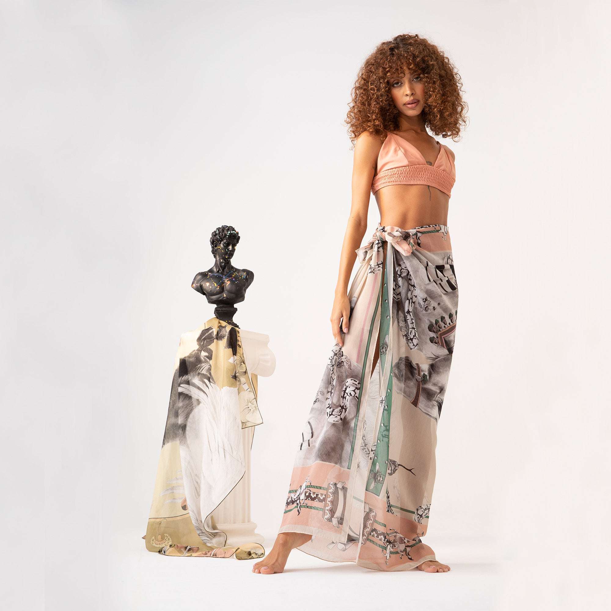 Delusion / Atlar & Yılanlar Bej İpek Koton 135 cm Şal