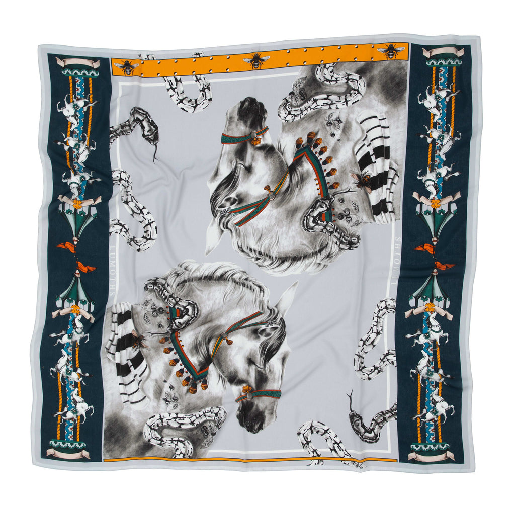 Delusion / Atlar & Yılanlar Gri İpek Krep 135 cm Şal