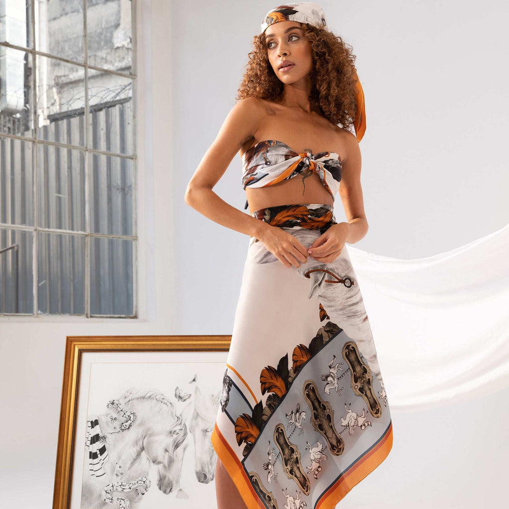 Free Spirit / Vahşi Atlar & Kelebekler Krem İpek Twill 90 cm Eşarp