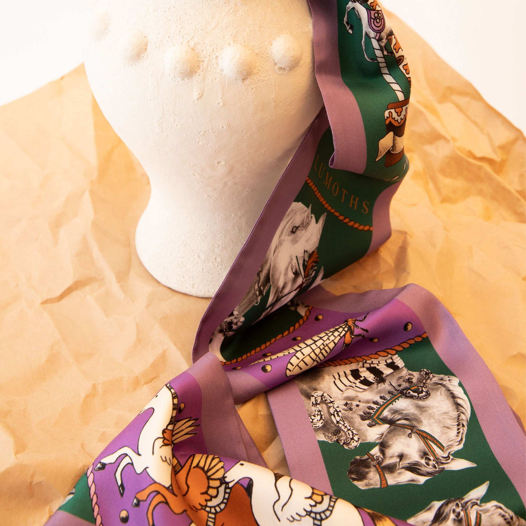 Soulmate / Atlar & Güveler Lila-Koyu Yeşil İpek Twill 14cm X 153cm şerit Eşarp